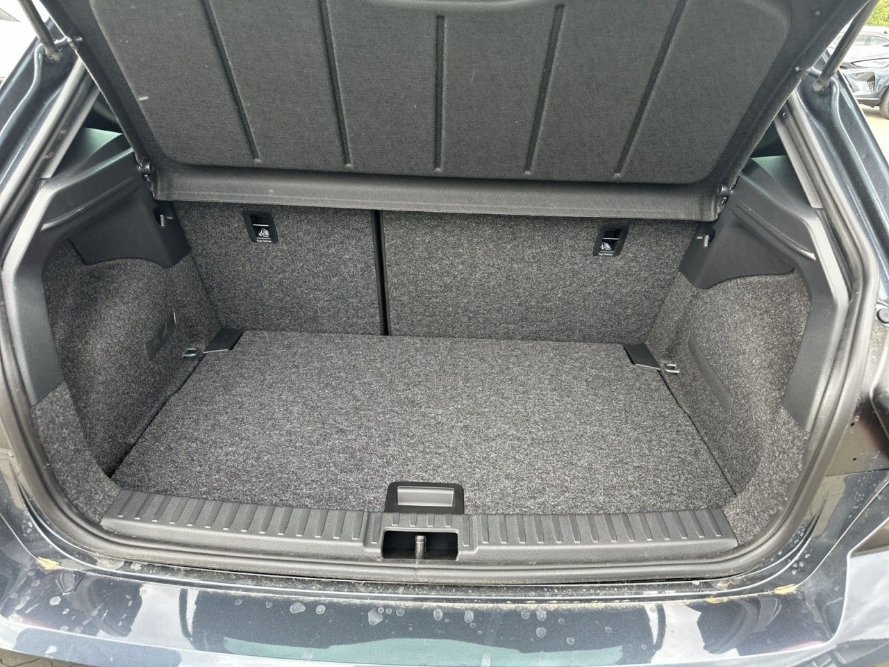 Fahrzeugabbildung SEAT Ibiza FR Black Edition 1.0 TSI DSG