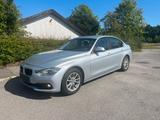 BMW 330 e iPerformance Lim. Advantage - BMW 330: Iperformance