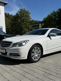 Mercedes E 250 - 4