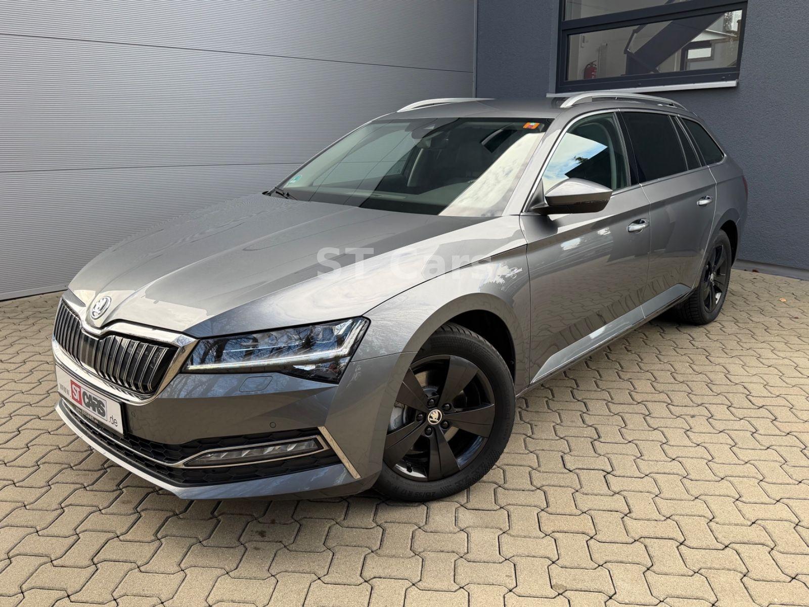 Skoda Superb Combi L&K iV AHK LEDER CANTON STANDH.