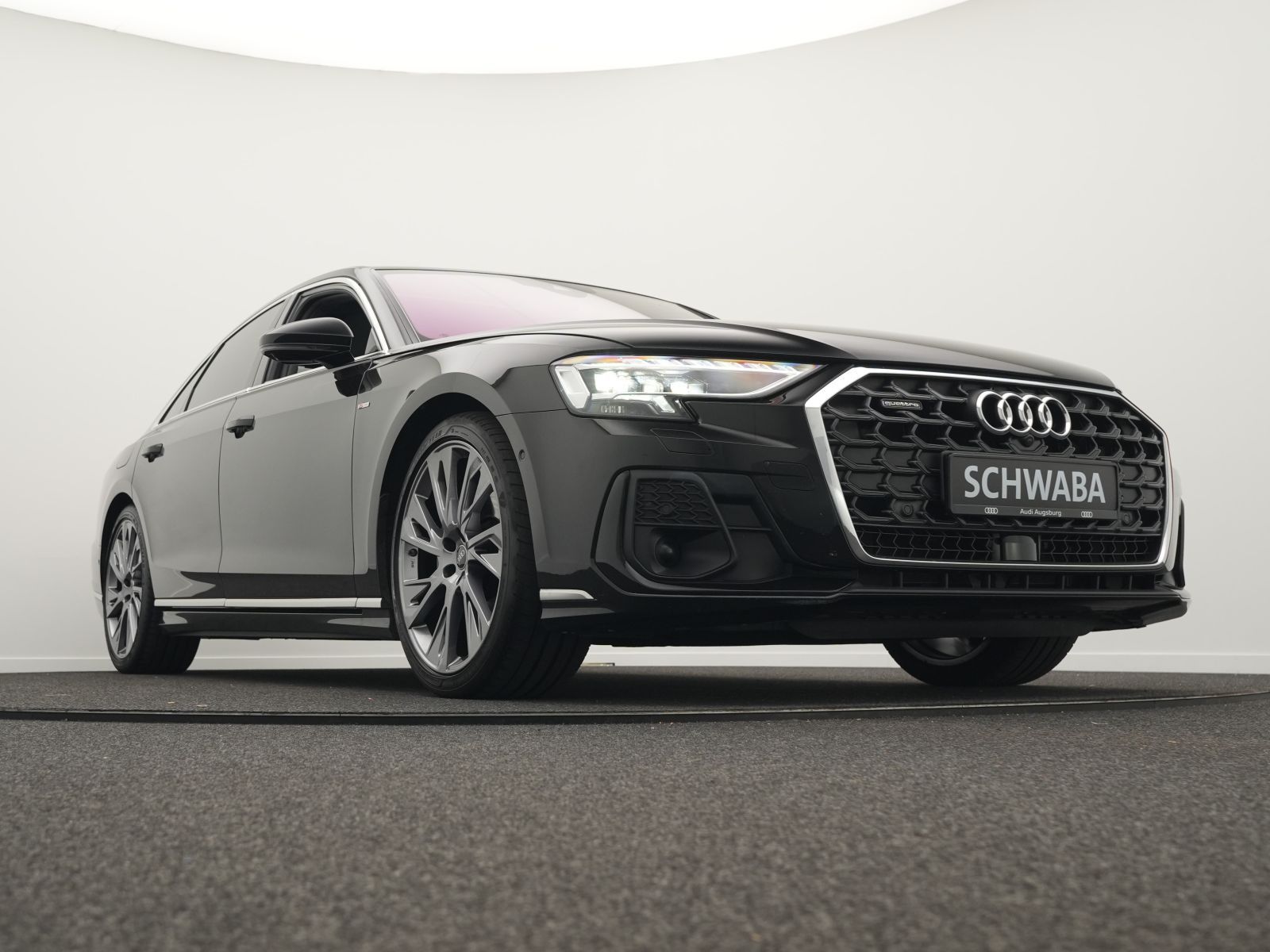 Audi A8 - Bild 24