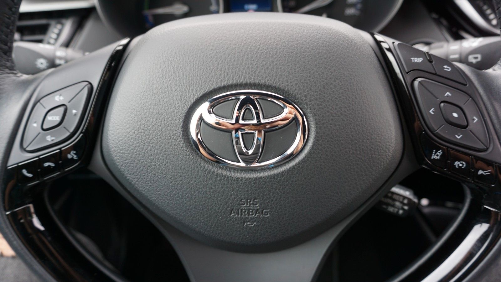Fahrzeugabbildung Toyota C-HR Hybrid Team DE, Navi,Keyless,ACC,LED,Kamera
