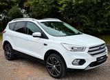 Ford Kuga Titan,Panarama-Dach.El-Anhänger Kuplung - Ford Kuga: mit Navigationssystem