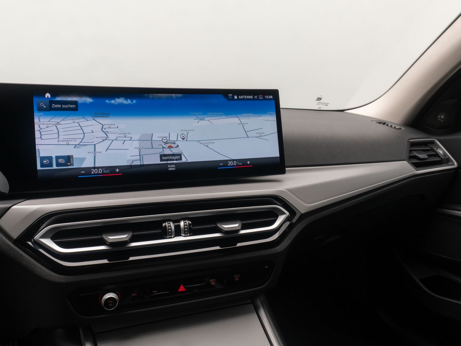 Fahrzeugabbildung BMW 330e H/K Stop&Go DAB Kamera DriveAs FernAs Sport