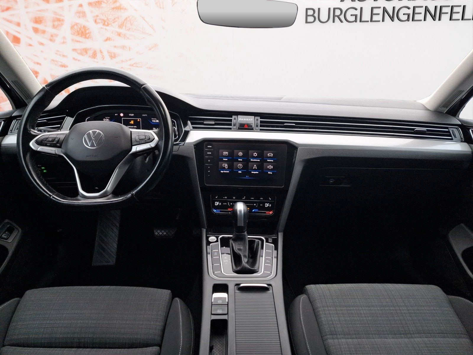 Fahrzeugabbildung Volkswagen Passat Variant Business! MASSAGE ! ACC ! AHK
