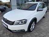Volkswagen Passat Alltrack 2.0 TDI Variant 4Motion DSG*ACC* - Volkswagen Passat Alltrack mit Diesel-Antrieb