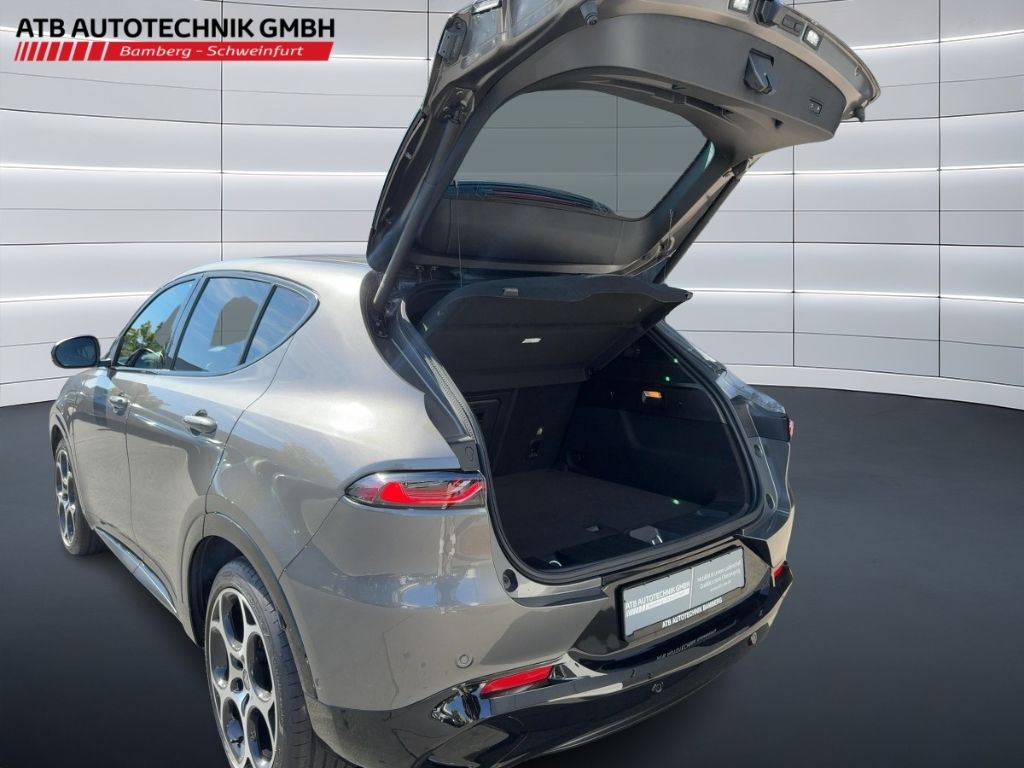 Fahrzeugabbildung Alfa Romeo Tonale Veloce, NAVI,  Leder,  Rückfahrkamera
