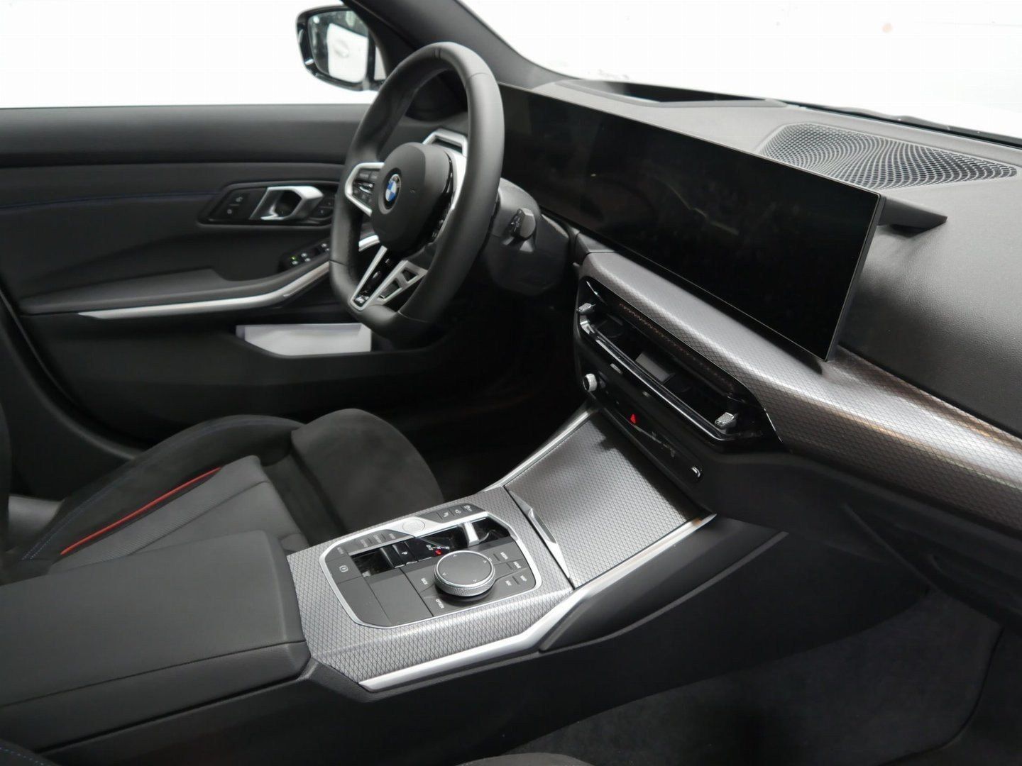 Fahrzeugabbildung BMW 330d xDrive Touring M Sportpaket