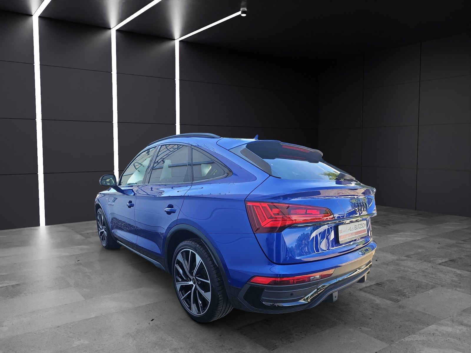 Fahrzeugabbildung Audi Q5 Sportback S line 40 TDI quattro, LUFT MATRIX