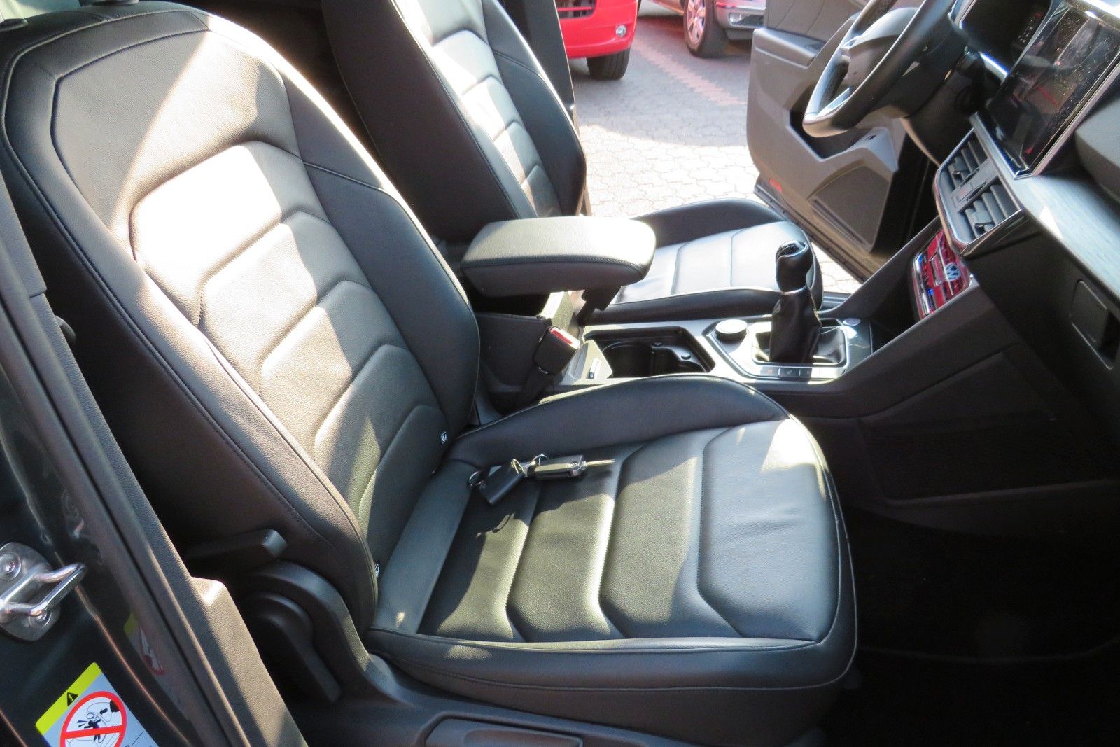 Fahrzeugabbildung SEAT Tarraco Xcellence PANO 7S ACC NAVI LEDER  LED