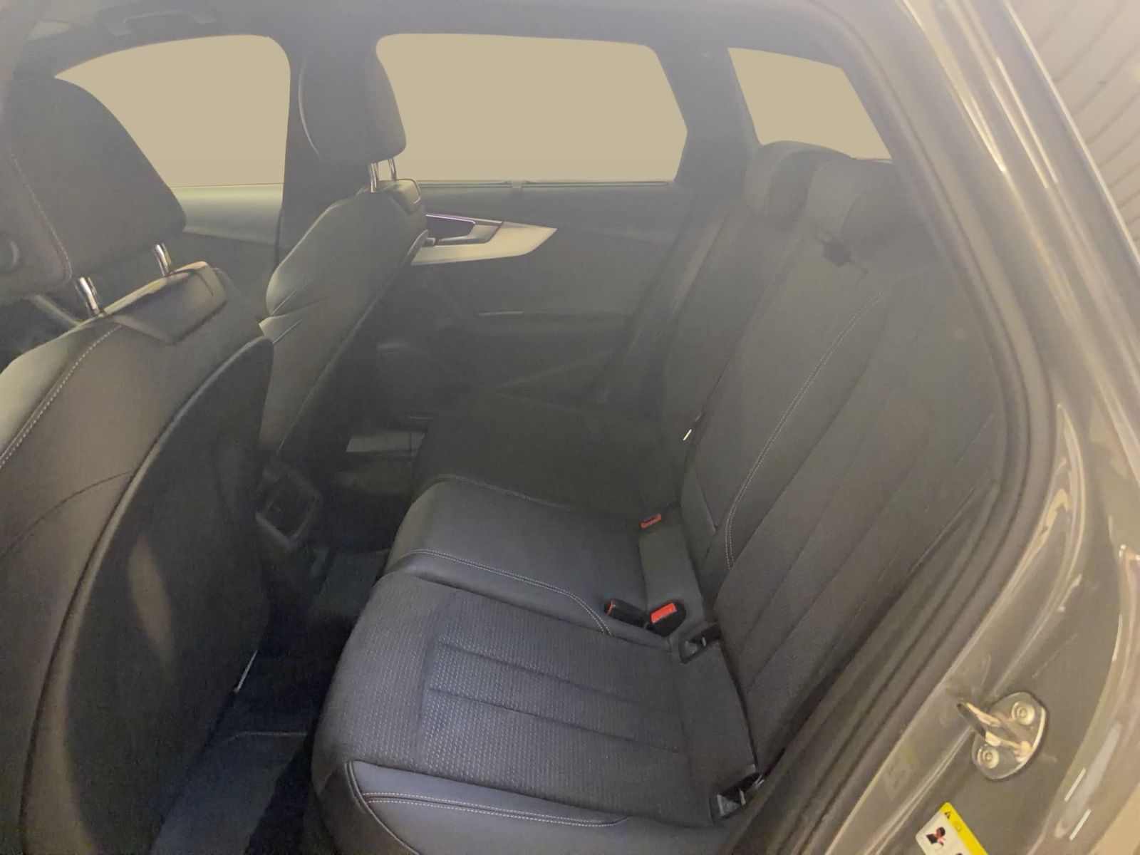 Audi S4 - Bild 11