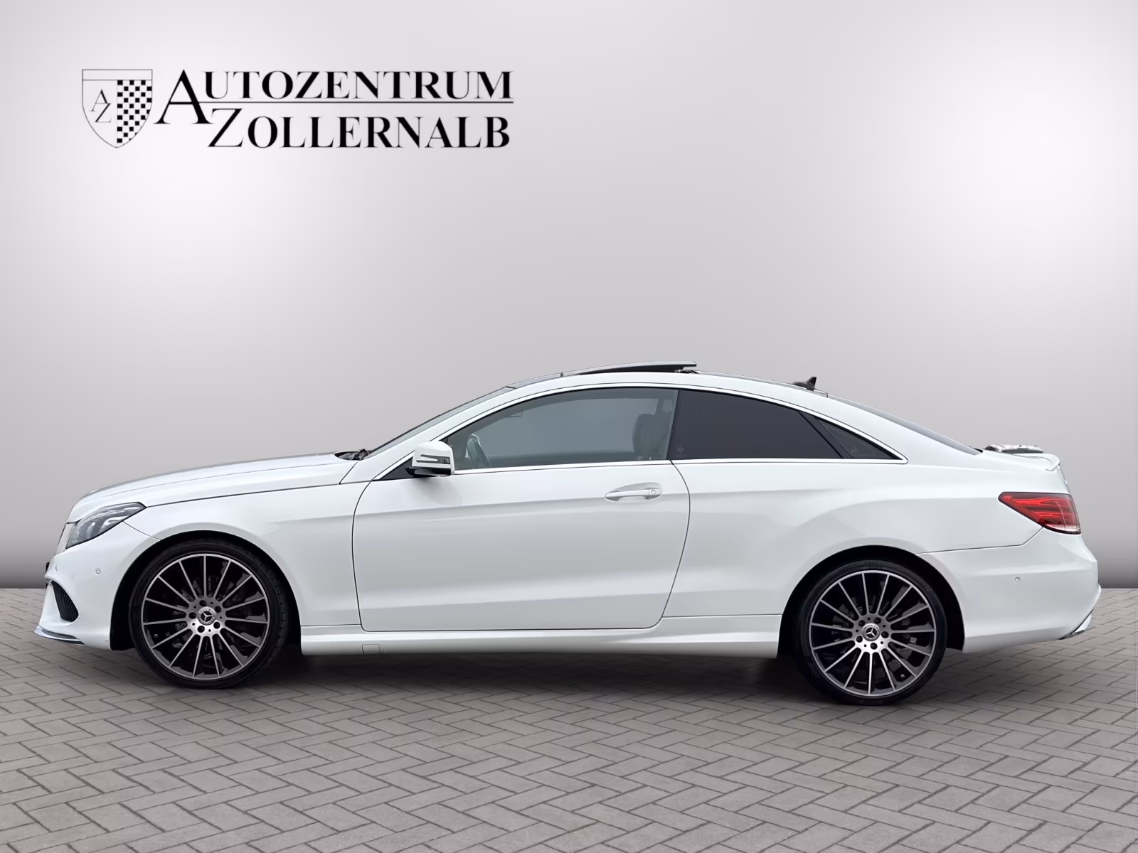 Mercedes-Benz E 400 Coupe AMG Line *H&K*KAMERA*LED*PANORAMA*