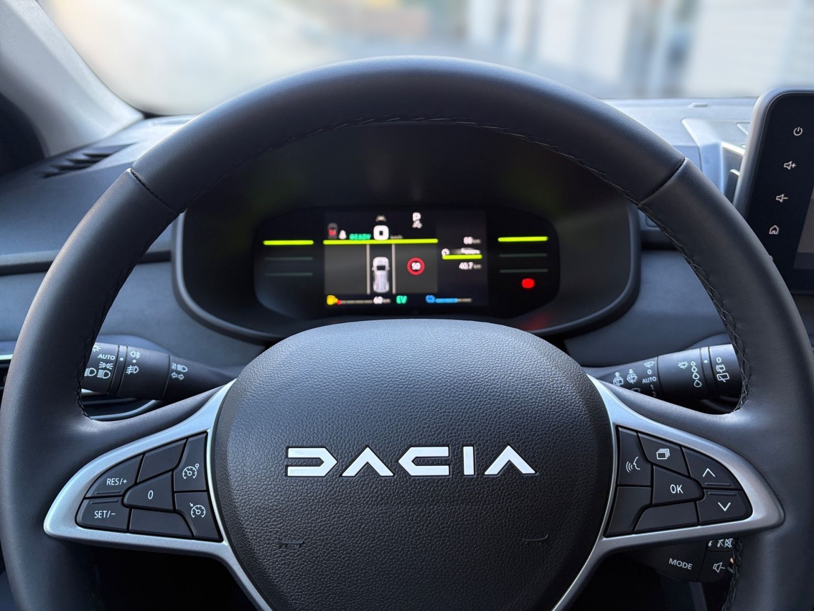 Fahrzeugabbildung Dacia Jogger Extreme HYBRID 140