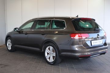 Volkswagen Passat 1.6 TDI Comfortline ACC+KAM+LED+17"+AHK