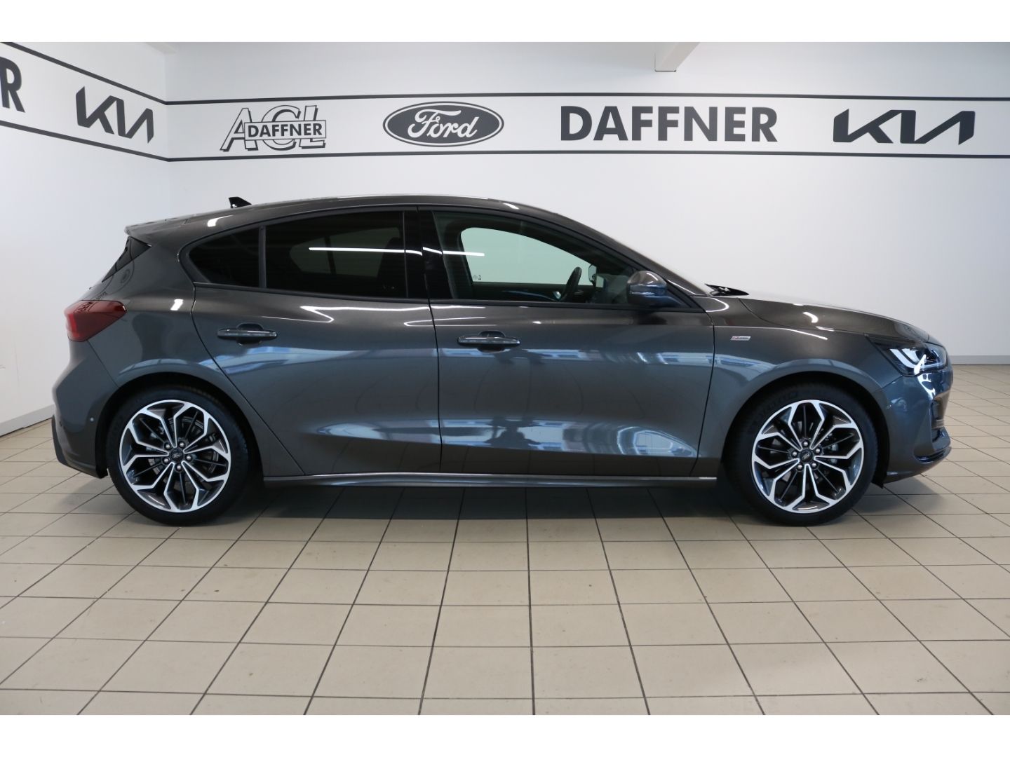 Fahrzeugabbildung Ford Focus ST-Line X Fahrerassistenzpaket Panoramadac