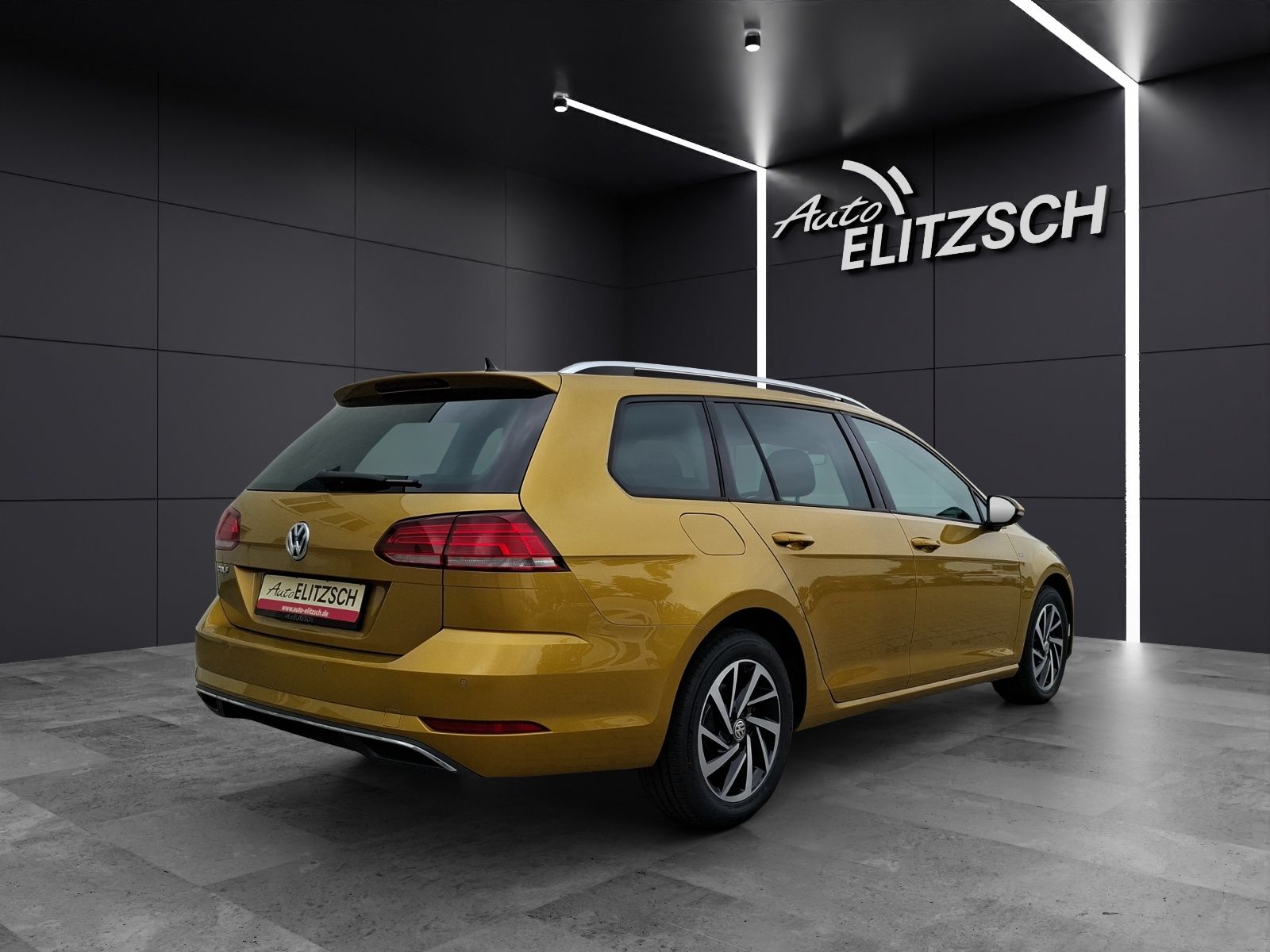 Fahrzeugabbildung Volkswagen Golf VII Variant TSI Join DSG LED AHK Navi ACC P