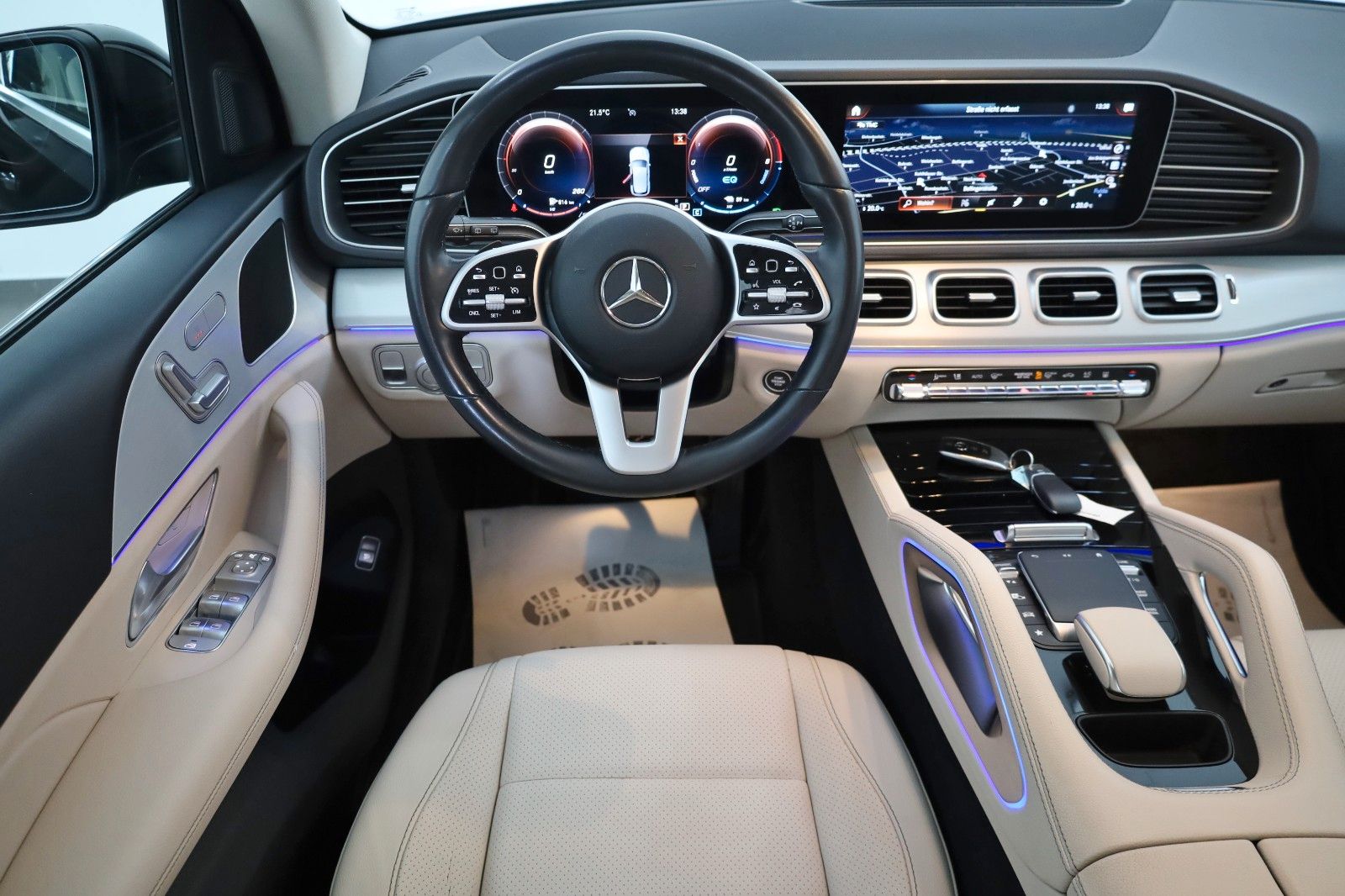 Fahrzeugabbildung Mercedes-Benz GLE 350de 4M Leder,Navi,LED,Kamera,SH,PDC,ParkP.