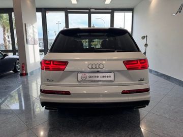 Audi Q7 - 5