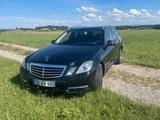Mercedes-Benz E200 - Mercedes-Benz 200: 200e