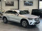Mercedes-Benz GLC 220 d 4MATIC Aut. Facelift NAV/18LM/LED - Mercedes-Benz GLC 220: Silber