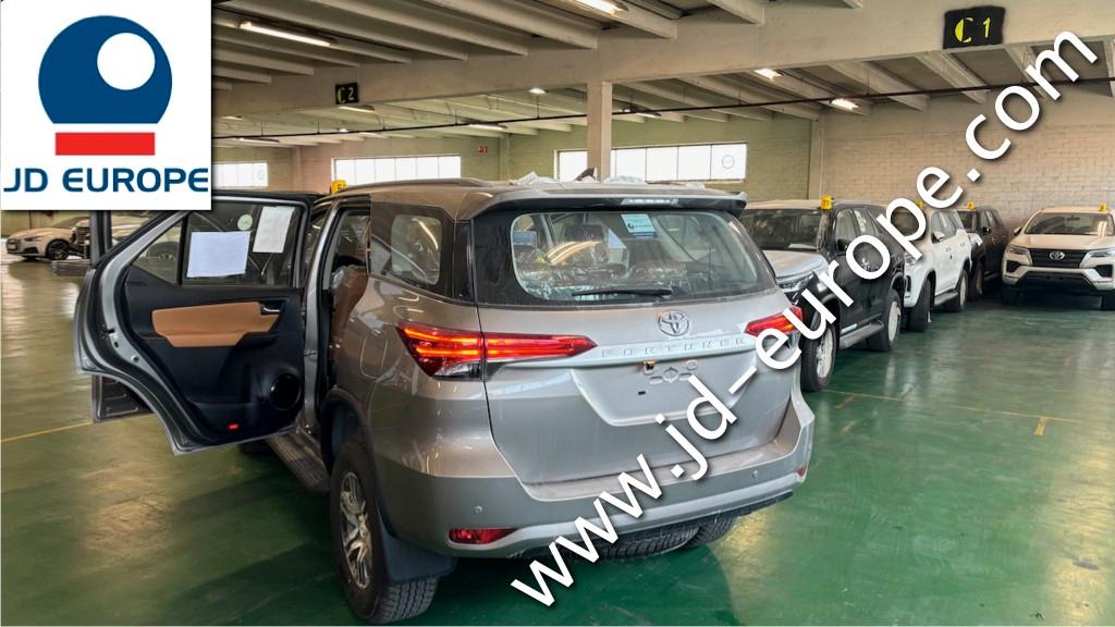 Toyota FORTUNER 2,7L PETROL - EXPORT OUT OF EU - NO COC