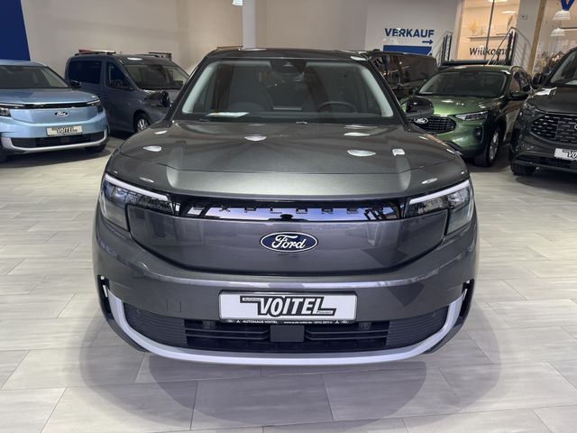 Ford Explorer Select AWD