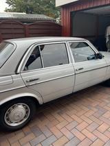 Mercedes-Benz W 123/ 300D - Mercedes-Benz 300: D W123