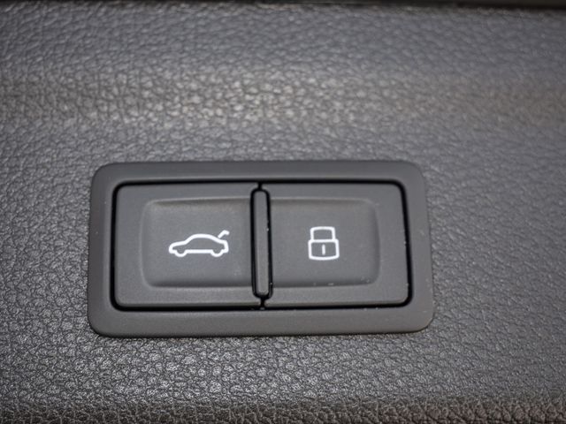 Q3 Sportback 35 TFSI S line PDC SHZ AHK ACC LED