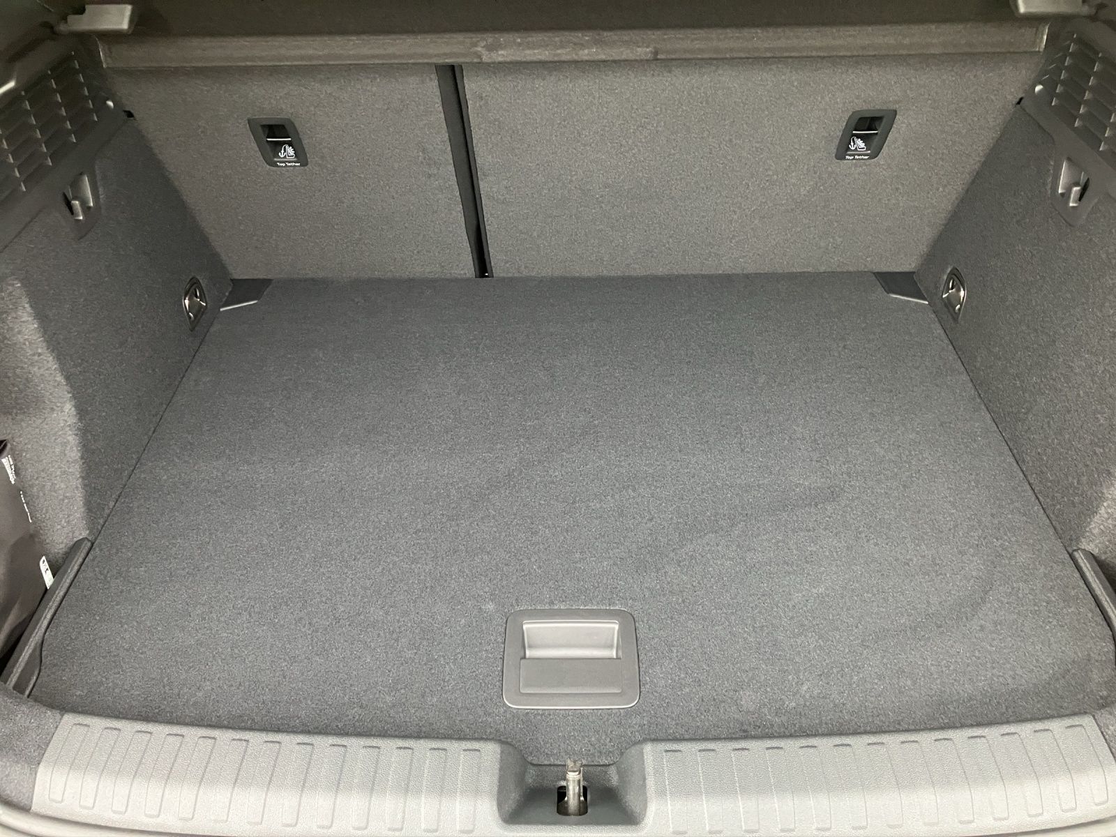 Fahrzeugabbildung Audi A3 Sportback TFSI advanced LED ACC NAVI RFK