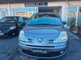 Renault Modus Grand 1.2 16V P-E-R-F-E-T-T-A--- - Renault Grand Modus aus 2012
