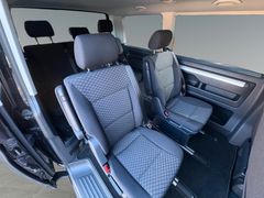 Fahrzeugabbildung Volkswagen T6.1 Multivan 150 PS Navi Sitzh AHK 60000km