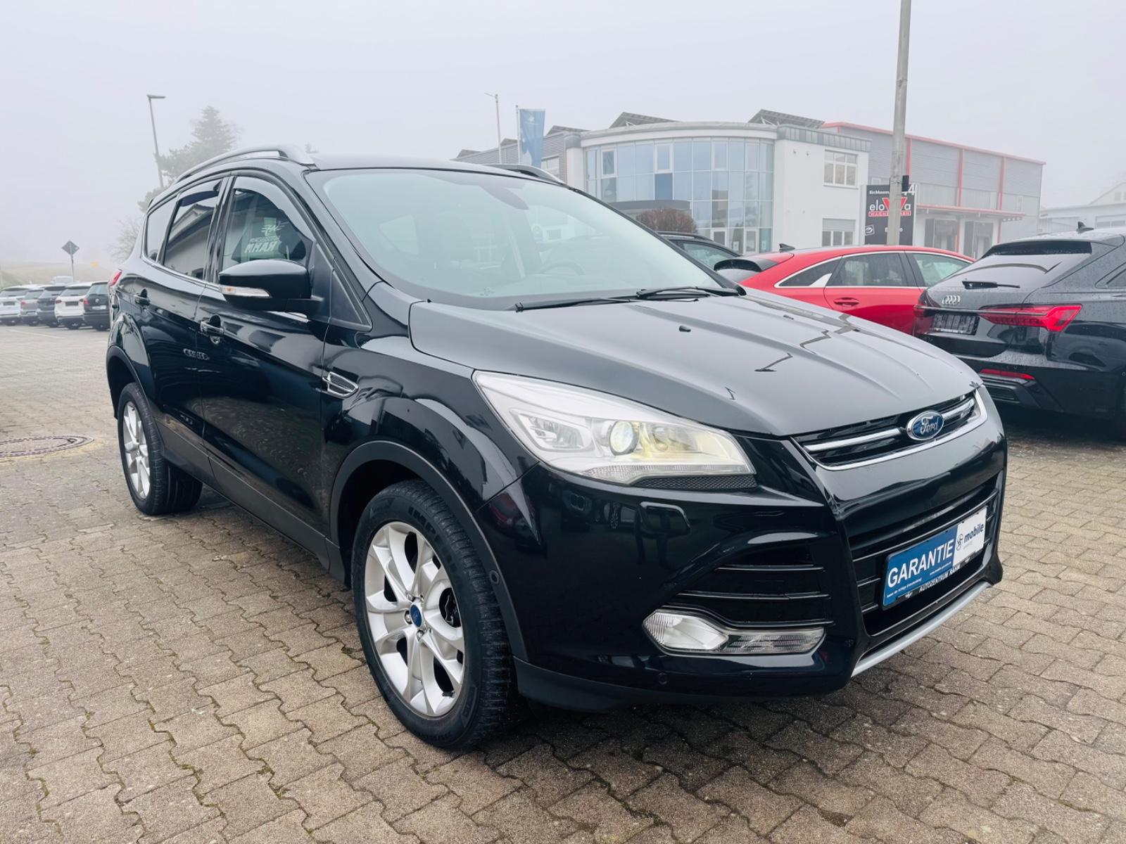 Ford Kuga Titanium+4x4+Navi+Pano+AHK+SHZ+XENON+