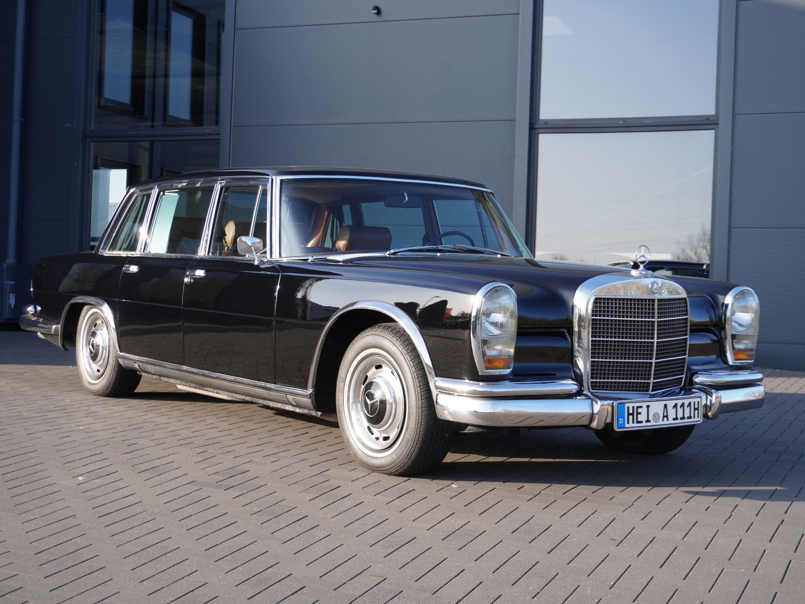 Fahrzeugabbildung Mercedes-Benz 600