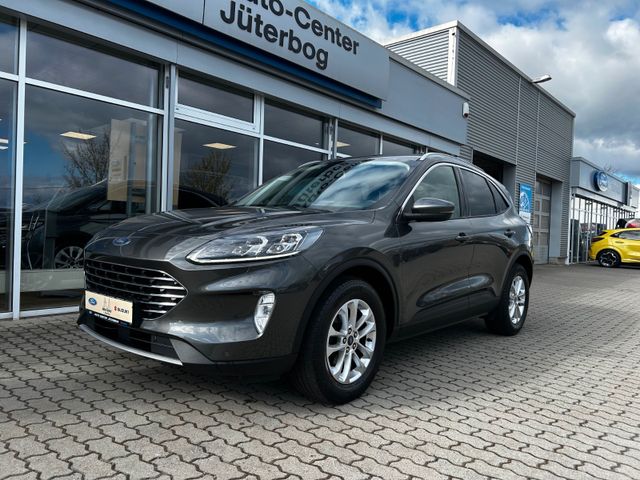 Kuga Titanium X*B&O*KAMERA*