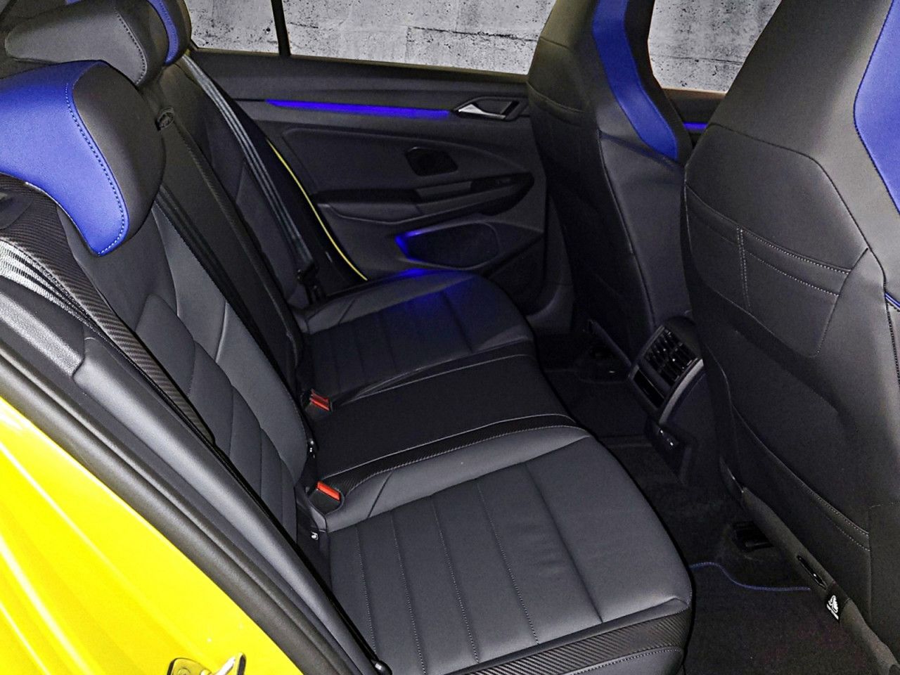 Volkswagen Golf VIII 2.0 l TSI R 333 Performance 4MOTION foto 10