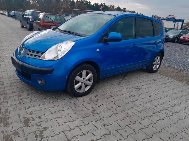 Nissan Note 1,6 Benzin