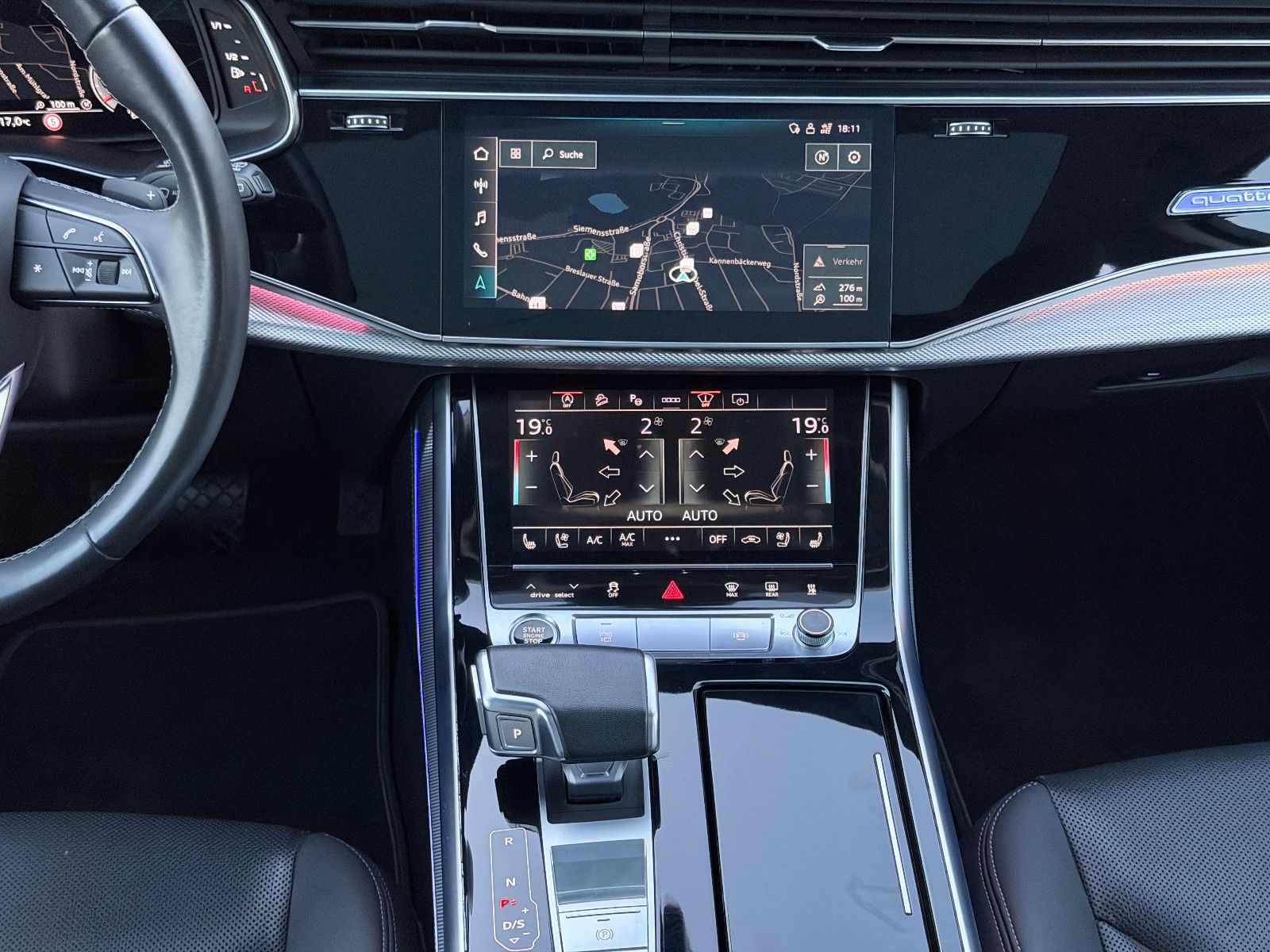 Fahrzeugabbildung Audi Q7 50 TDI Quattro/7-SITZE/PANO/HUD/AMBIENTE/KAME