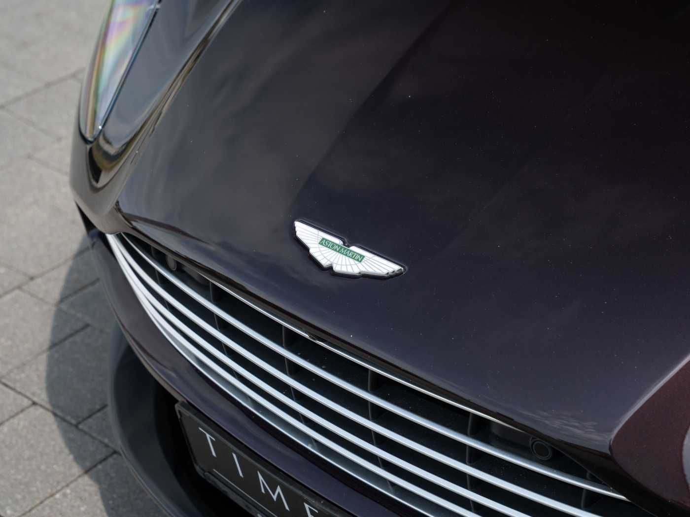Aston Martin DB11 V8 Volante Q Sonderlackierung foto 22