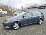 Volkswagen Passat Variant Comfortline BlueMotion - Volkswagen Passat aus 2012: Kombi