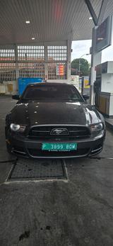 Ford Mustang 2014 305 PS 111.000 km - Ford Mustang: Privatanbieter
