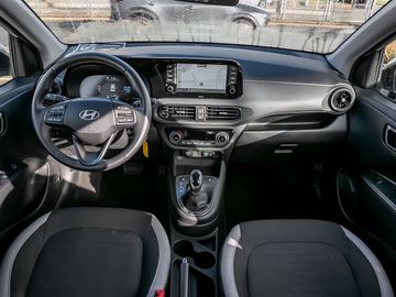 Hyundai i10 1.0 Trend Kamera Navi Spurhalteassistent