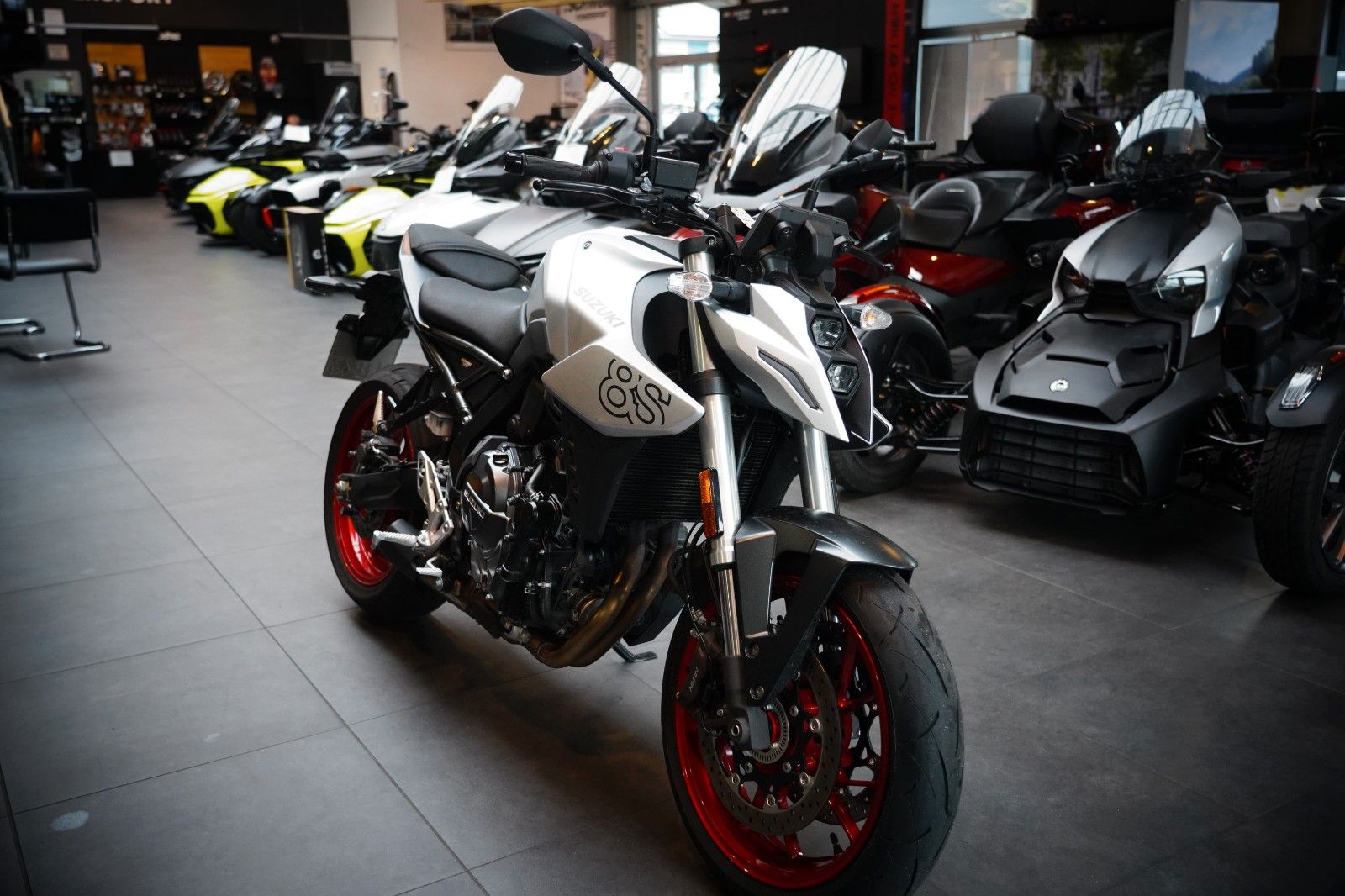 Fahrzeugabbildung Suzuki GSX-8S