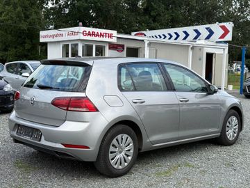 Volkswagen Golf - 4