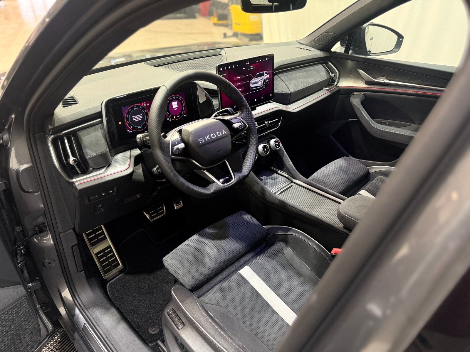 Fahrzeugabbildung SKODA Kodiaq 1.5 TSI DSG Sportline