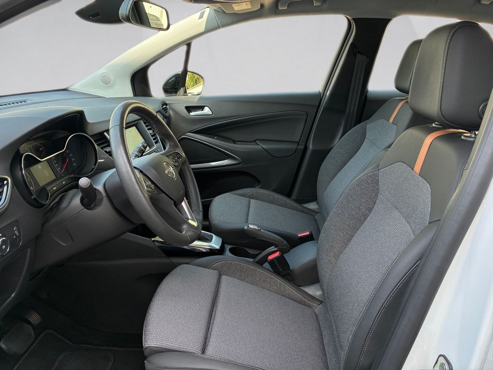 Fahrzeugabbildung Opel Crossland 1.2 Turbo Elegance Kamera,LED,Matrix