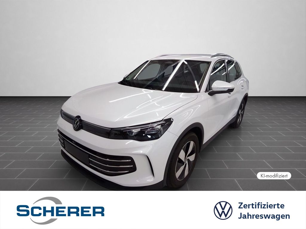 Tiguan Elegance 1,5 eTSI DSG | 18" in Schwarz/gl