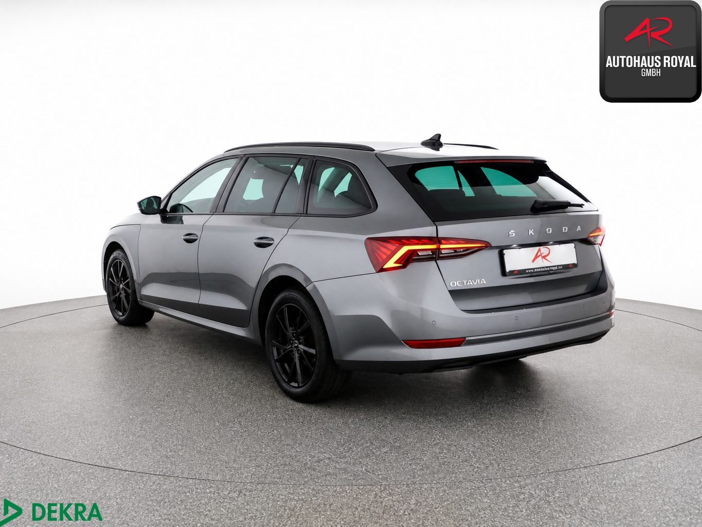 Skoda Octavia Combi 2.0 TDI MASSAGE,KAMERA,STANDHZ,ACC imagem 3