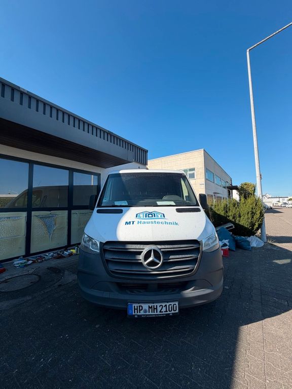 Image of Mercedes-Benz Sprinter