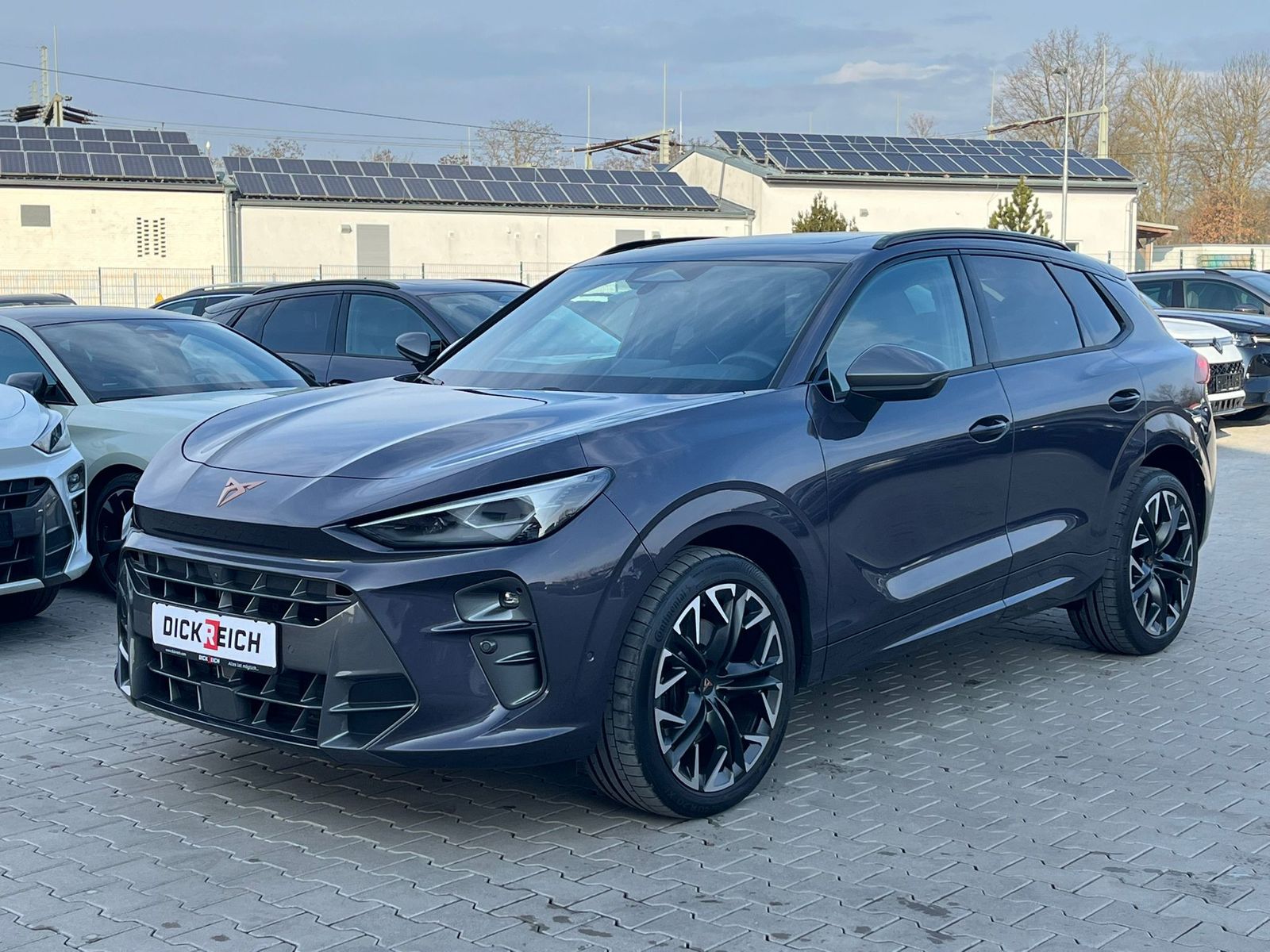 Fahrzeugabbildung CUPRA Terramar 2.0 TSI 4D VZ HUD*MATRIX*PANO*DCC*20"