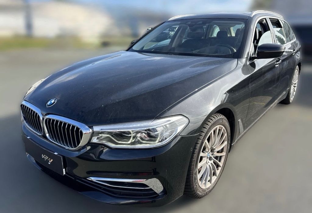 Image of BMW 530